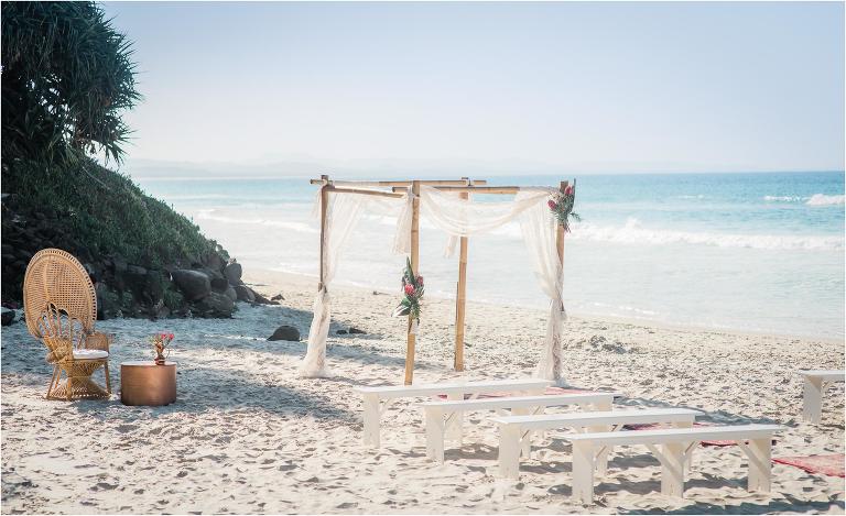 belongil-beach-wedding-ceremony-boho-styling