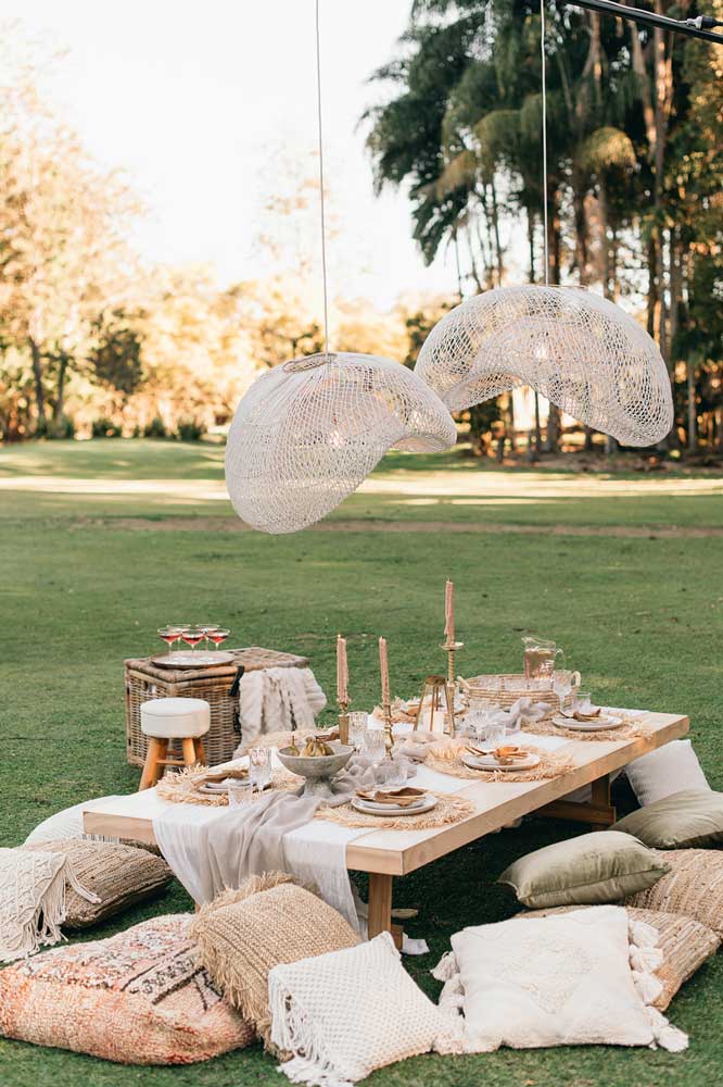 Pop Up Picnics - Bliss Willow | Wedding Styling